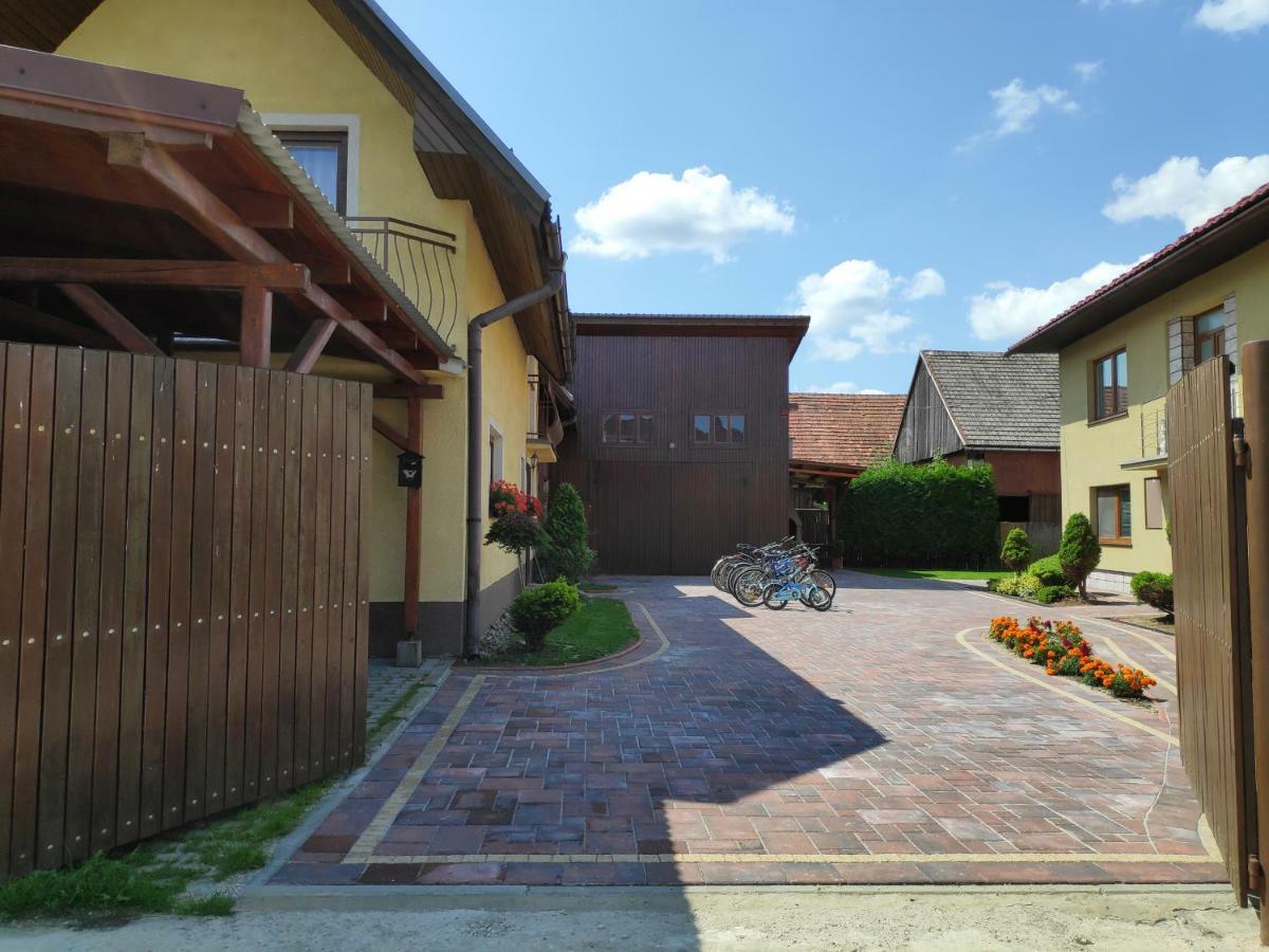 Domcek Janina Apartment Suchá Hora Exterior photo